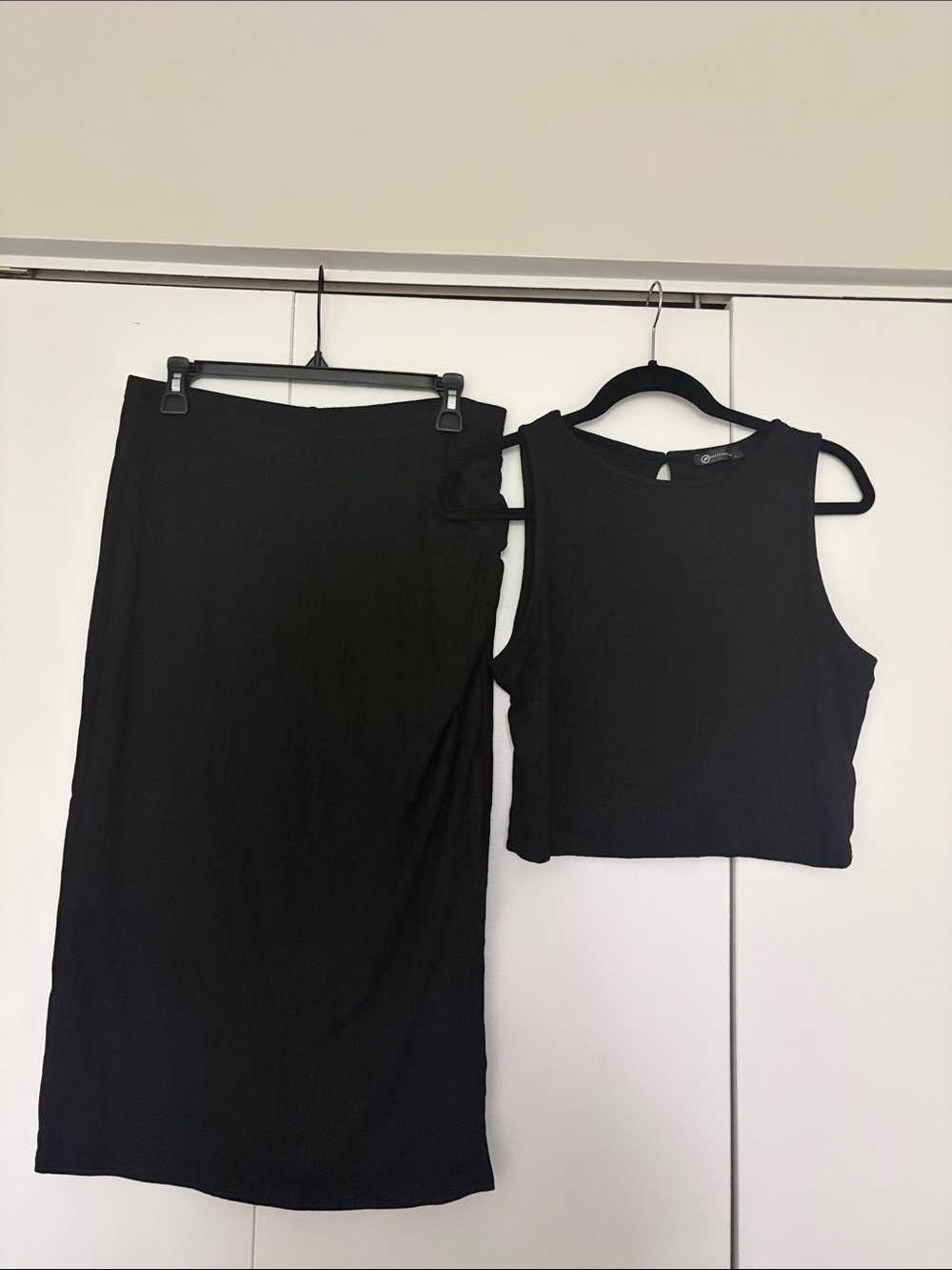 Black Ribbed Midi Skirt Set